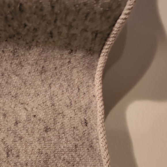 Super Cute Cropped - Picture 4 of 5